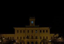 Cattolica celebra l’Ora della Terra, al buio Palazzo Mancini per sensibilizzare sul cambiamento climatico e la difesa della natura