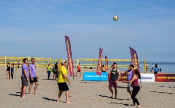 Beachline Festival: in 1.500 sulla spiaggia di Riccione danno il via alla kermesse europea di beach volley