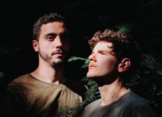 “DNCFLR”, nuovo singolo dei Mood