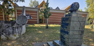 Gravissimo atto vandalico contro il busto dedicato a Karl Marx: il Comune presenterà denuncia