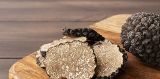 Sera d’estate al sapore di tartufo nero (FOTO)