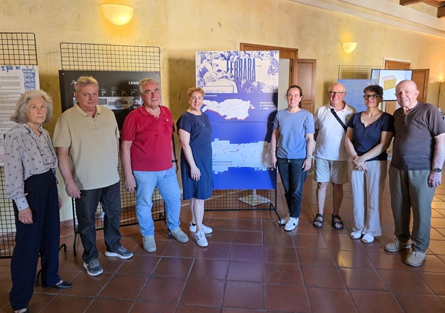I 90 anni di Avis Provinciale Ferrara: Ancescao visita la mostra in Municipio dedicata alla storia dell’associazione