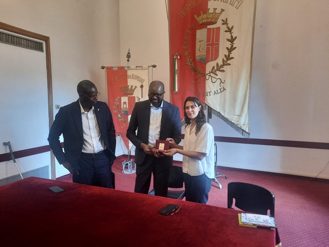 Il Console generale del Senegal a Milano in visita in residenza comunale, sabato l’incontro con l’assessora Mattei