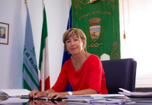 Ferragosto, gli auguri della sindaca Angelini ai turisti attraverso la Publiphono: “Grazie per avere scelto Riccione, nel 2027 la troverete ancora più bella”