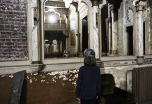 Domani dodici artiste internazionali interrogano il presente