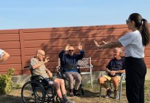 Danzaterapia alla CRA Duemiglia di Piacenza: ogni venerdì il movimento diventa cura