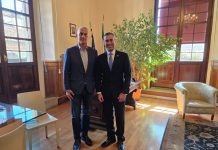Il sindaco Sadegholvaad riceve il nuovo Console Generale USA a Firenze, Joe Tordella