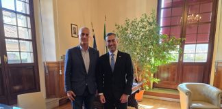 Il sindaco Sadegholvaad riceve il nuovo Console Generale USA a Firenze, Joe Tordella