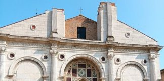 Passeggiate culturali tra amori illustri, angeli rinascimentali e arte malatestiana da Giotto a Ghirlandaio