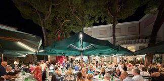 Oltre 200 persone alla cena di beneficenza per AROP