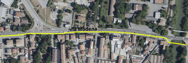 Sulla pista ciclabile di via Modena interventi di ripristino della pavimentazione a tutela della sicurezza della circolazione