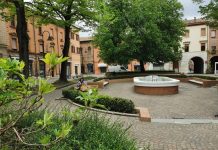 “Settimana Mondiale di Sensibilizzazione sull’ITP”, la fontana di piazza della Repubblica a Ferrara si colora di viola