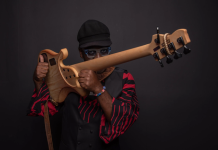 Al Teatro Carani il basso e la voce di Richard Bona, dalle radici africane ai ritmi latini