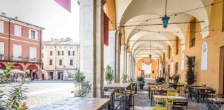 In concessione tre locali del Loggiato di Piazza del Popolo (FOTO)