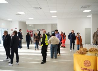Nuovo foyer per il PalabancaSport. Taglio del nastro per la struttura finanziata dal PNRR e presentazione della rete Emilia Romagna WiFi