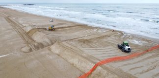 Difesa della costa, entro fine ottobre saranno completati i lavori di accumulo per la realizzazione delle dune invernali sulla spiaggia di Rimini