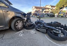 Incidente tra un’auto e una moto in via Cervese: un ferito trasportato in ospedale(FOTO)