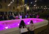 ‘Ottobre Rosa’, la fontana di piazza della Repubblica in rosa per l’avvio del mese della sensibilizzazione sul cancro al seno