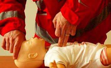A Borghi salvare un bambino con le manovre salvavita pediatriche